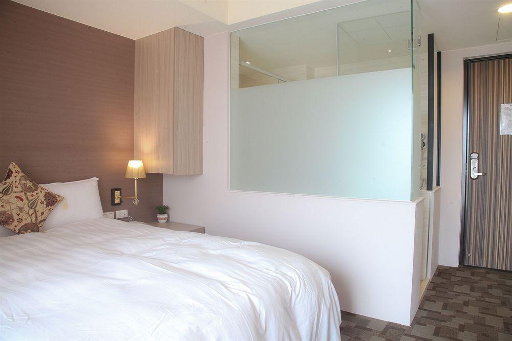 Micasa Hotel Тайчжун Экстерьер фото