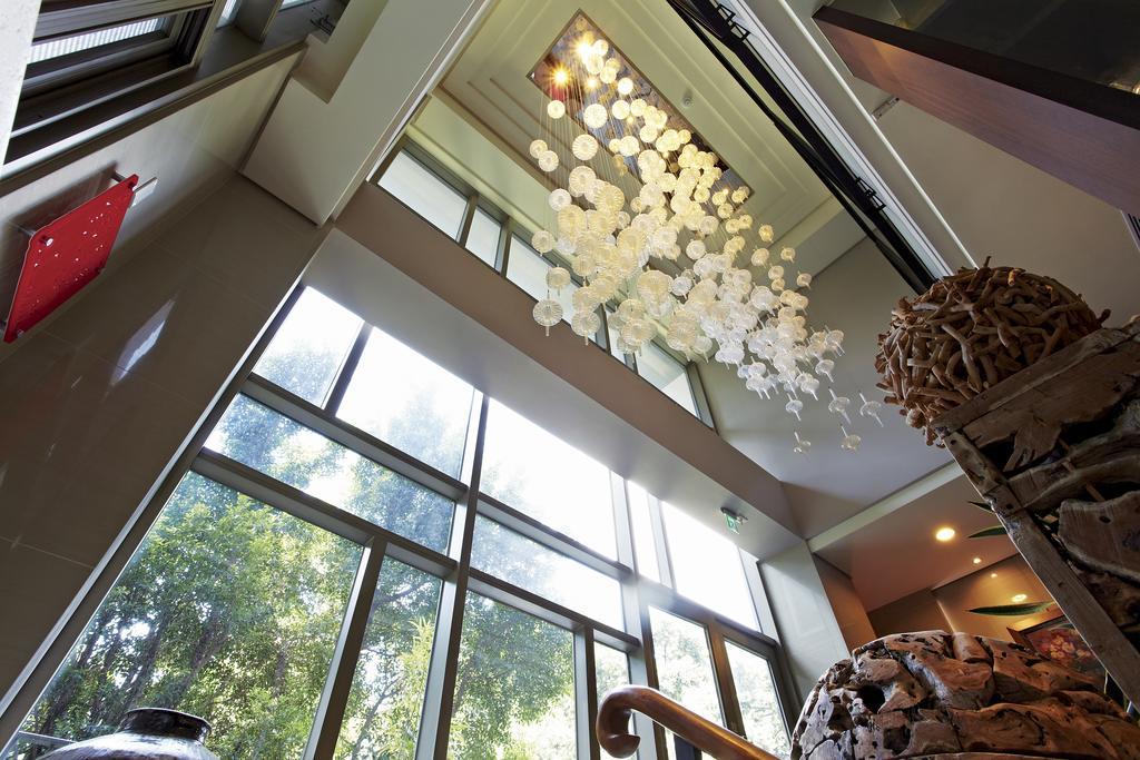 Micasa Hotel Тайчжун Экстерьер фото