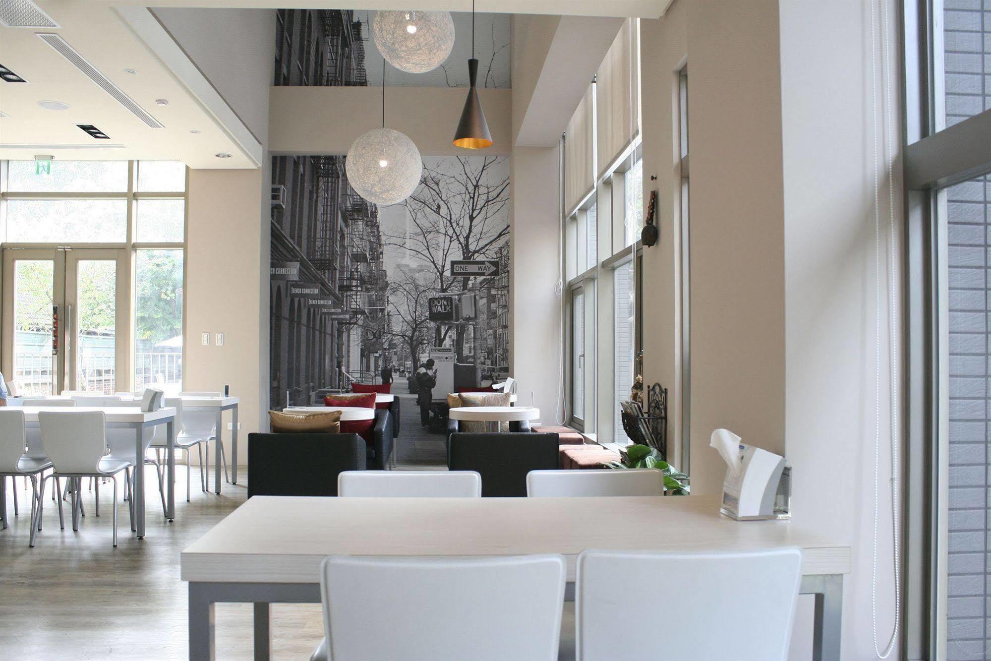 Micasa Hotel Тайчжун Экстерьер фото